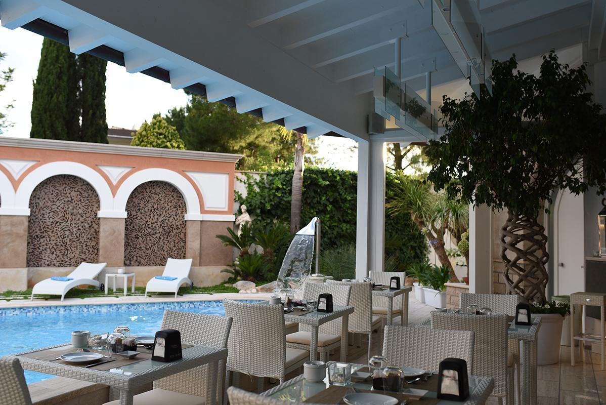 Foglie D' Acqua Bed & Breakfast Bisceglie Bagian luar foto