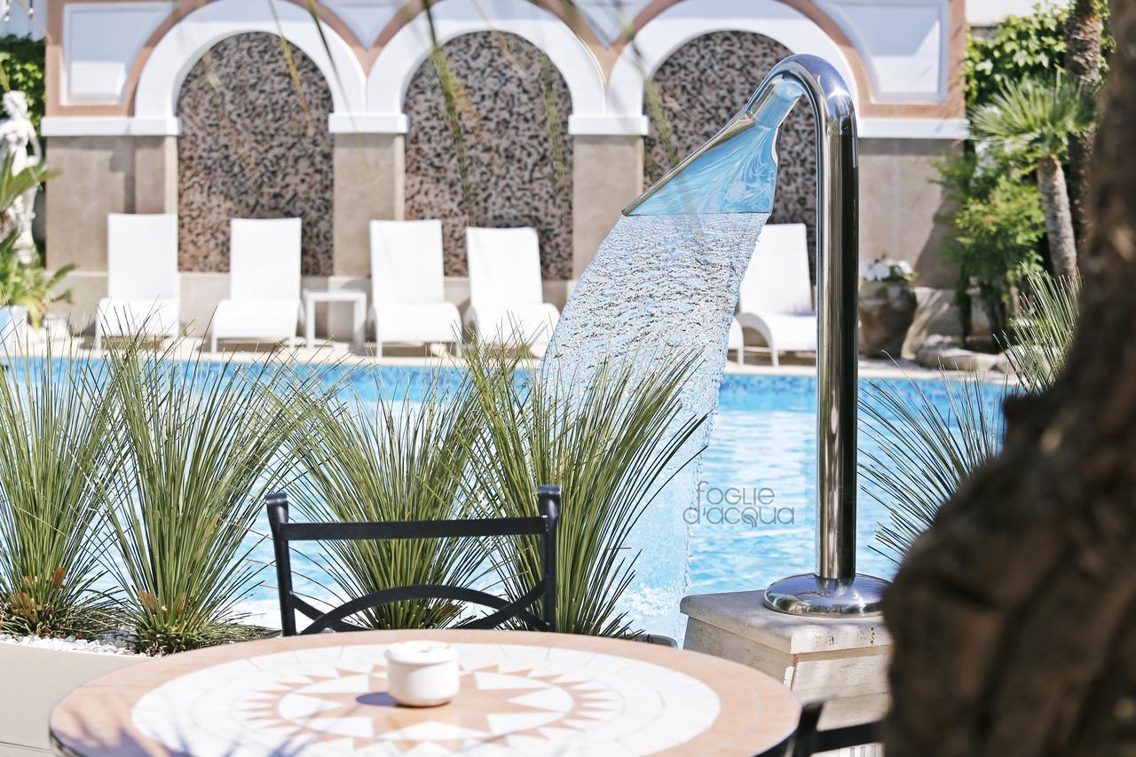 Foglie D' Acqua Bed & Breakfast Bisceglie Bagian luar foto