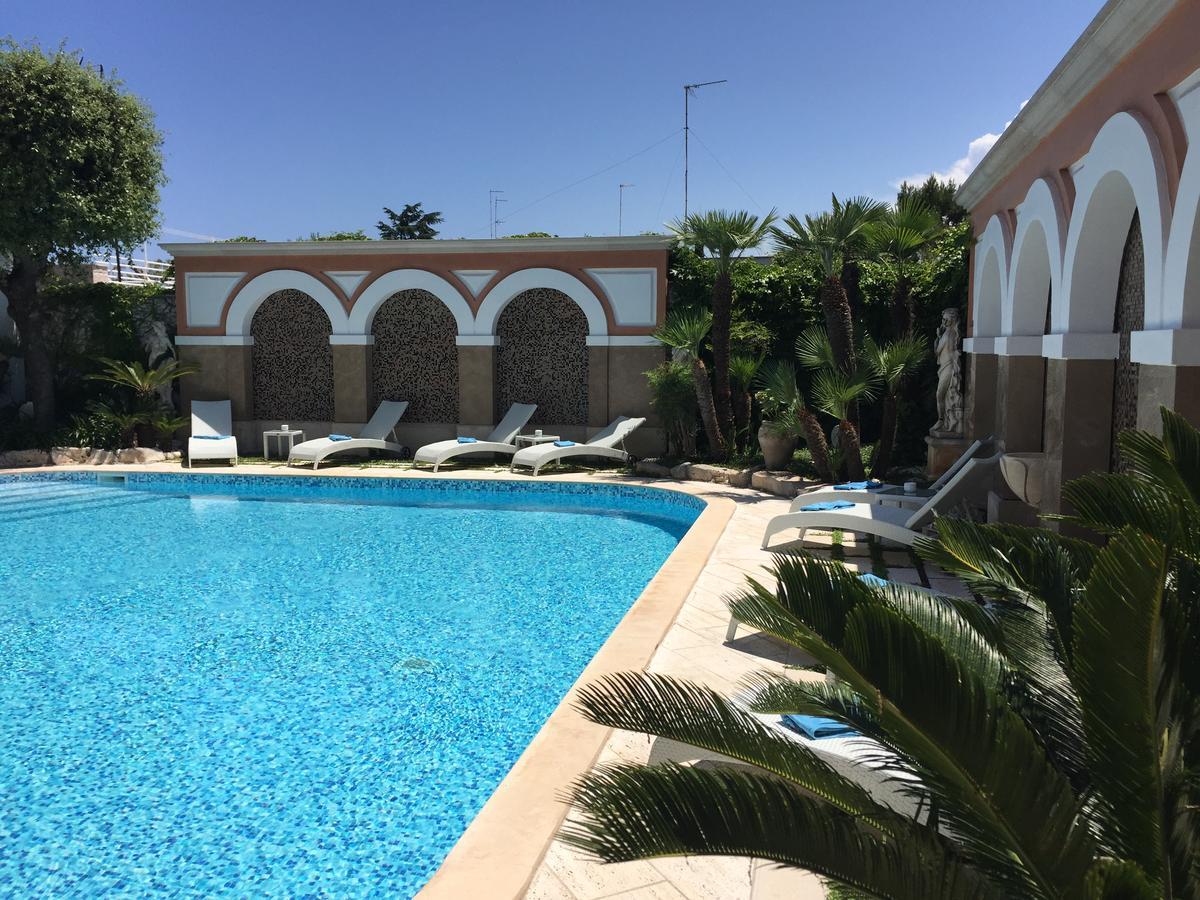 Foglie D' Acqua Bed & Breakfast Bisceglie Bagian luar foto