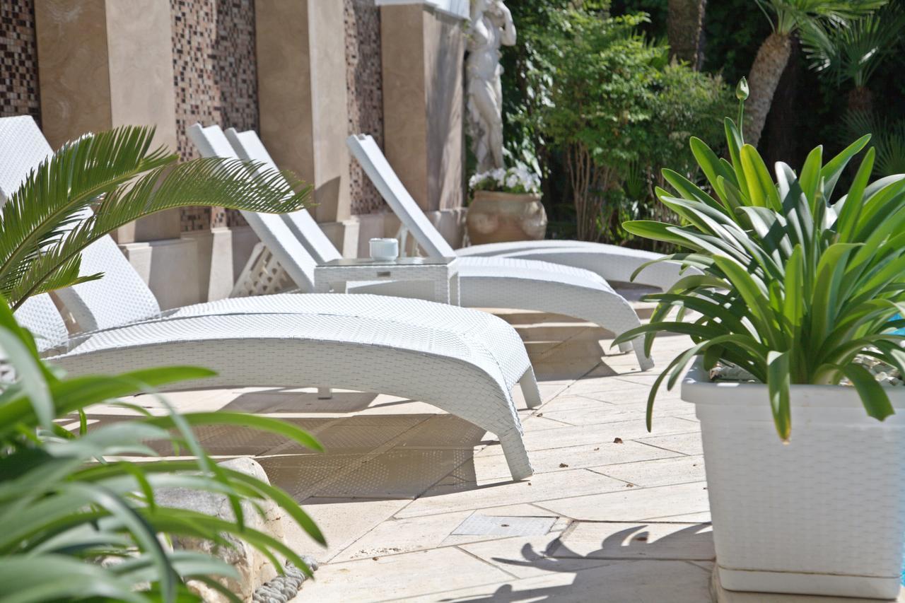 Foglie D' Acqua Bed & Breakfast Bisceglie Bagian luar foto