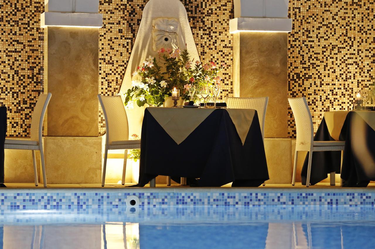Foglie D' Acqua Bed & Breakfast Bisceglie Bagian luar foto