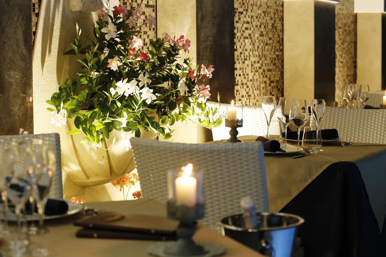 Foglie D' Acqua Bed & Breakfast Bisceglie Bagian luar foto